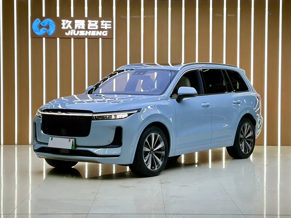 Li ONE (Ideal ONE)  из Китая