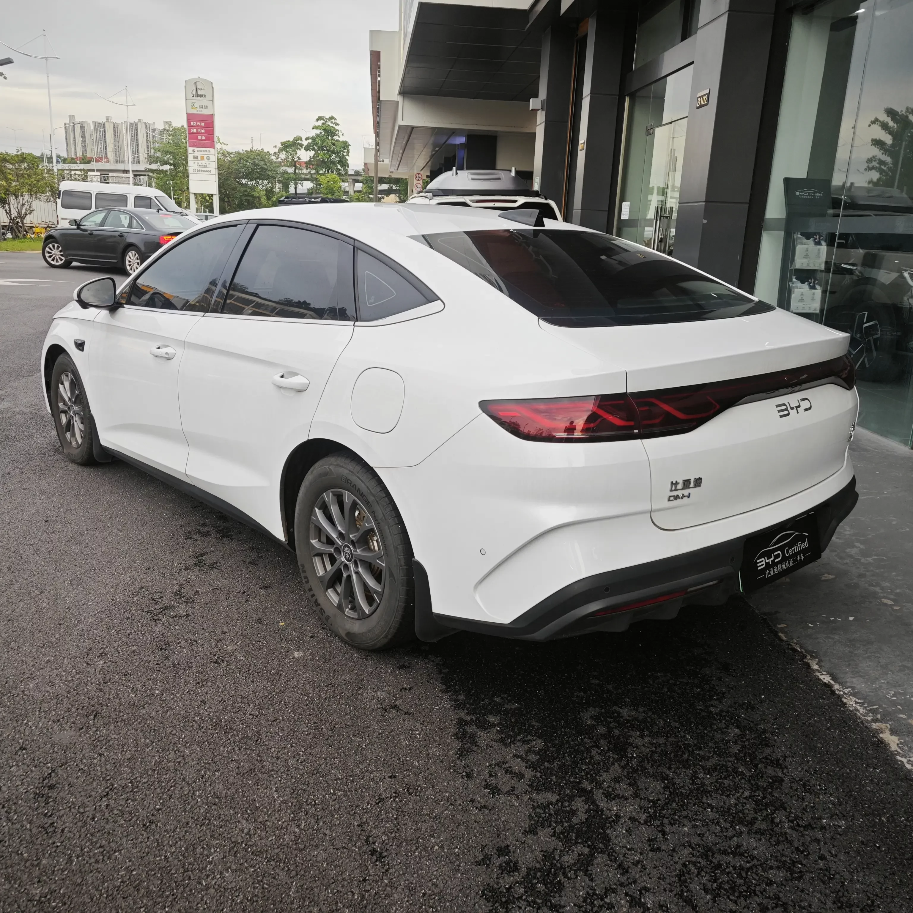 BYD Qin L DM