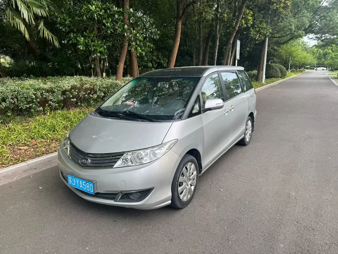 BYD M6  из Китая