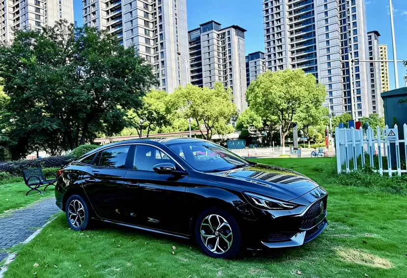 MG 5