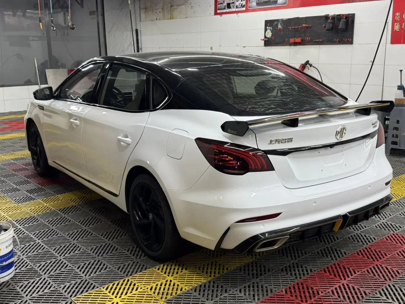MG 6