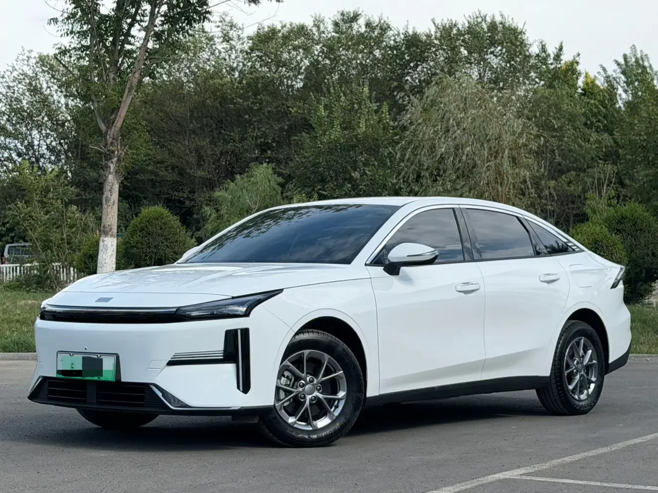 Geely Galaxy L6