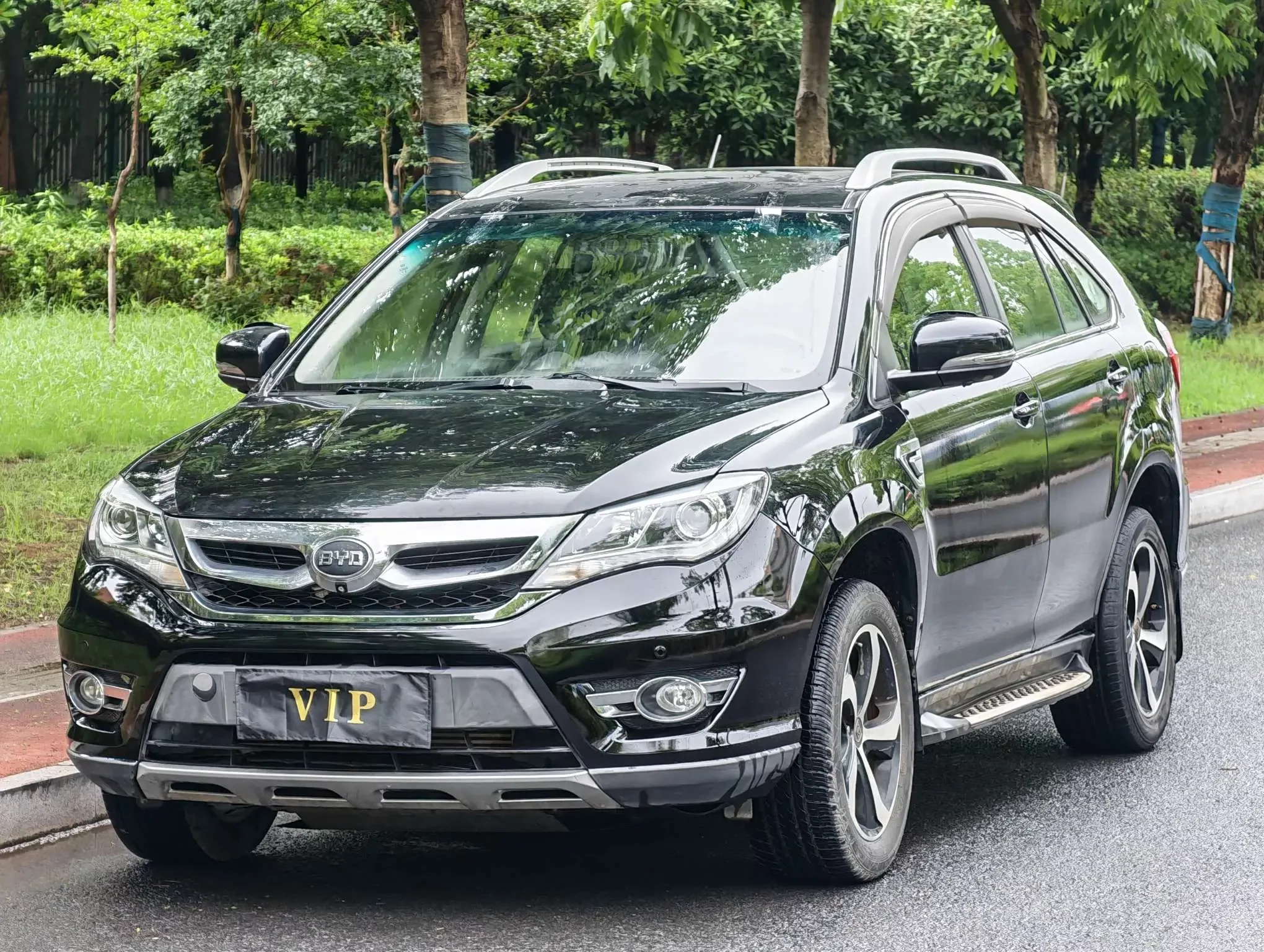 BYD S7