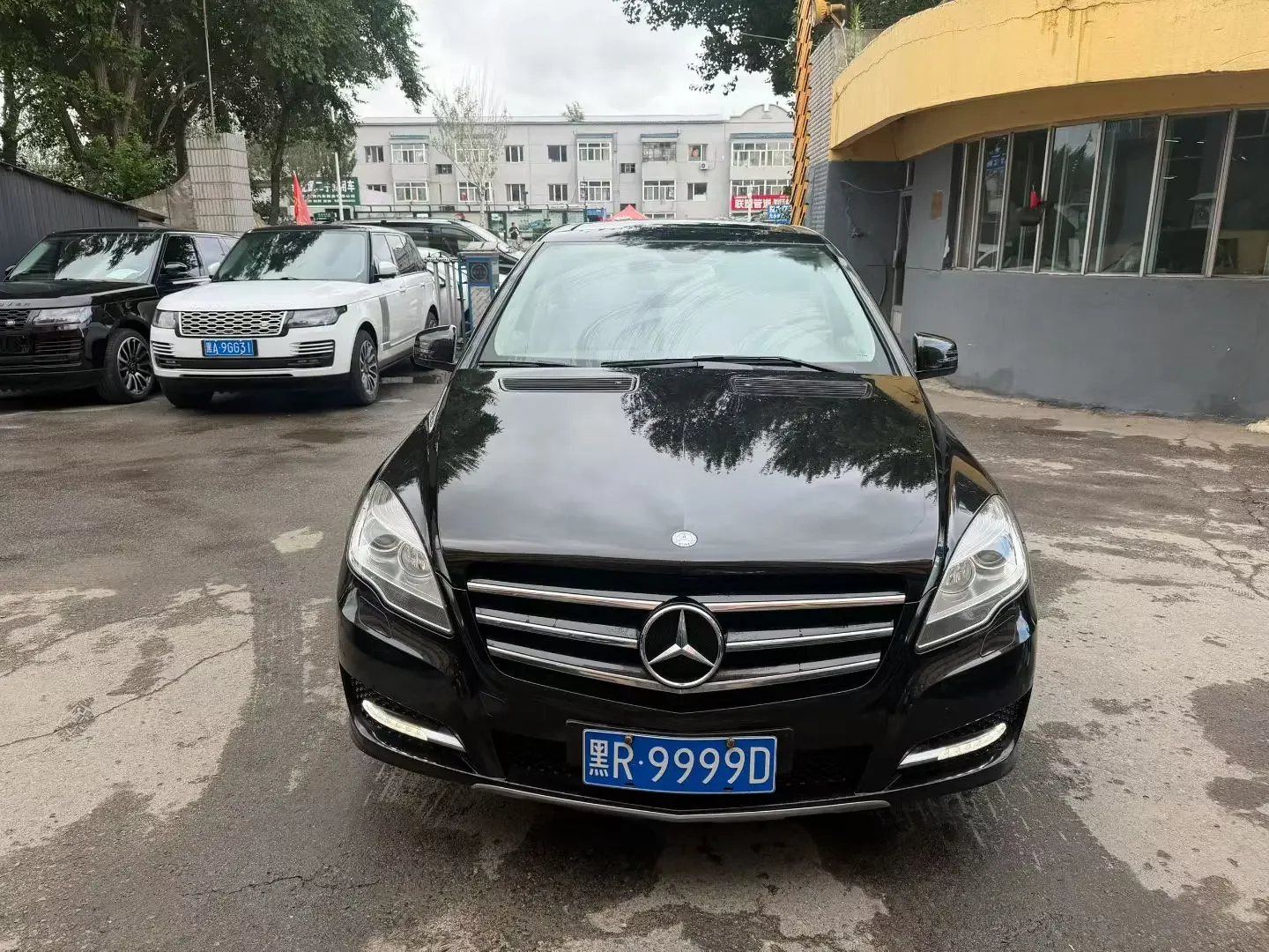 Mercedes-Benz R-Class
