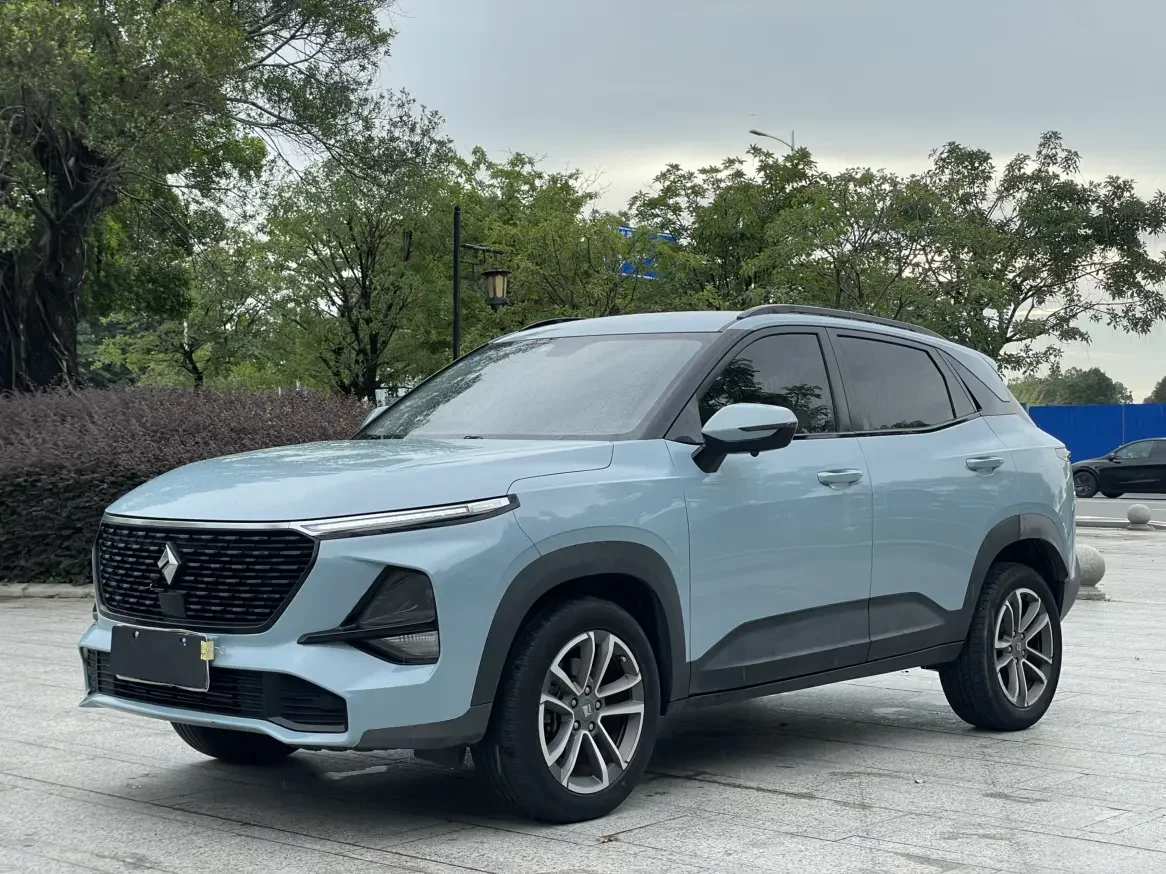 Baojun RS-3