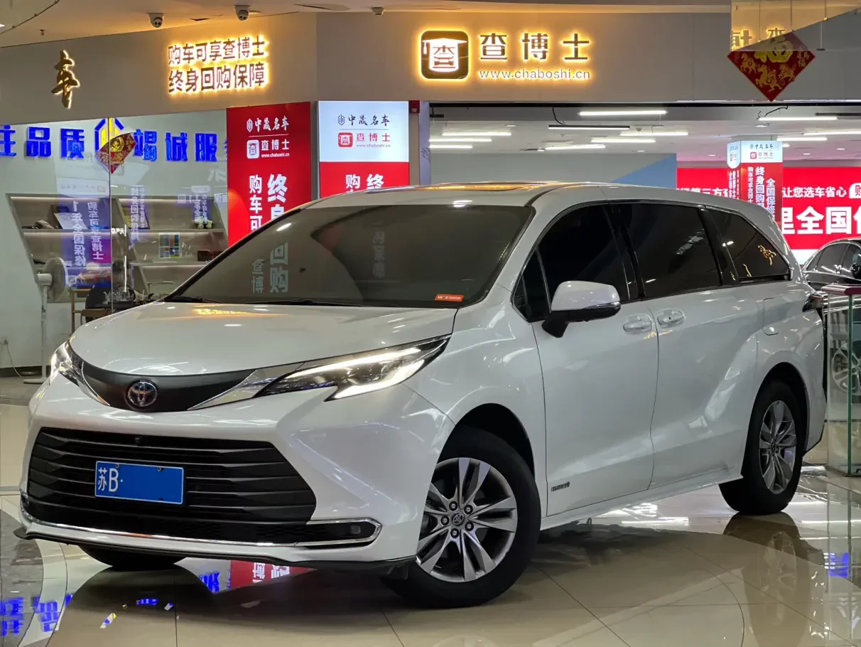 Toyota Sienna  из Китая