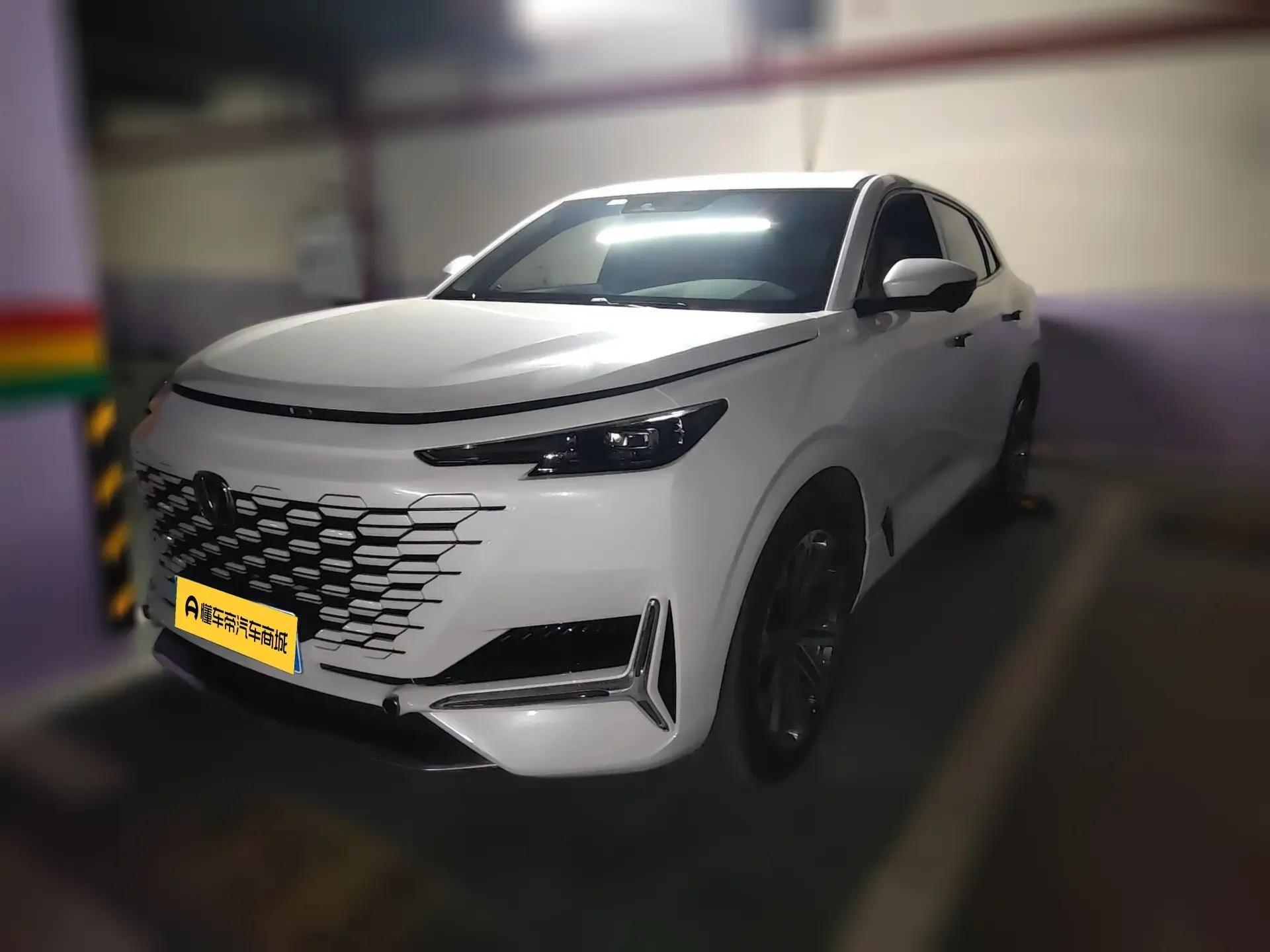 Changan UNI-K  из Китая