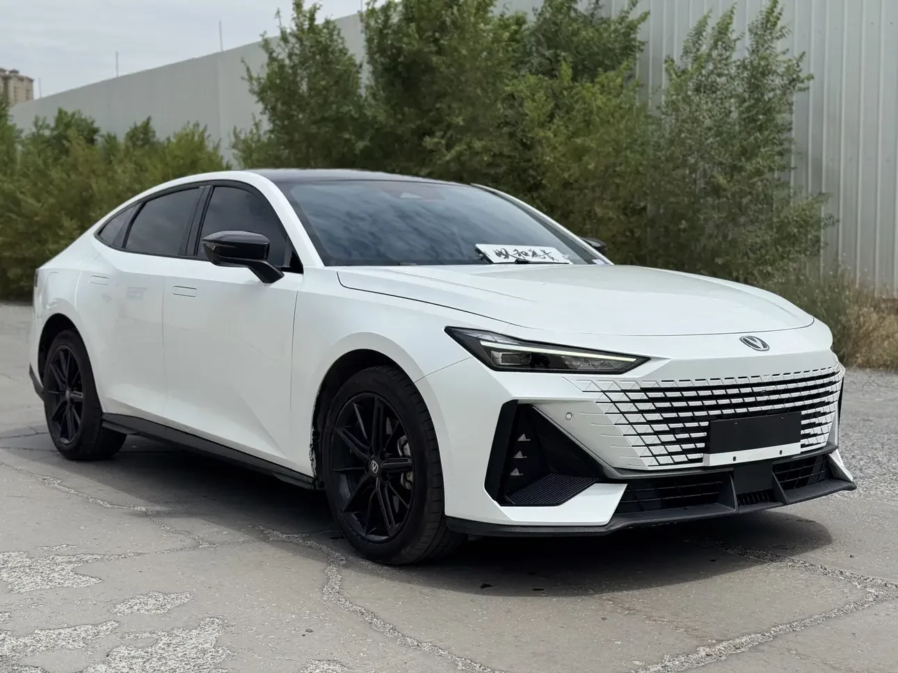 Changan UNI-V Smart Electric iDD