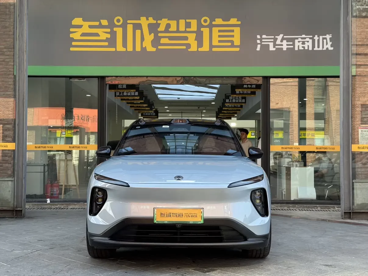 NIO ES6  из Китая