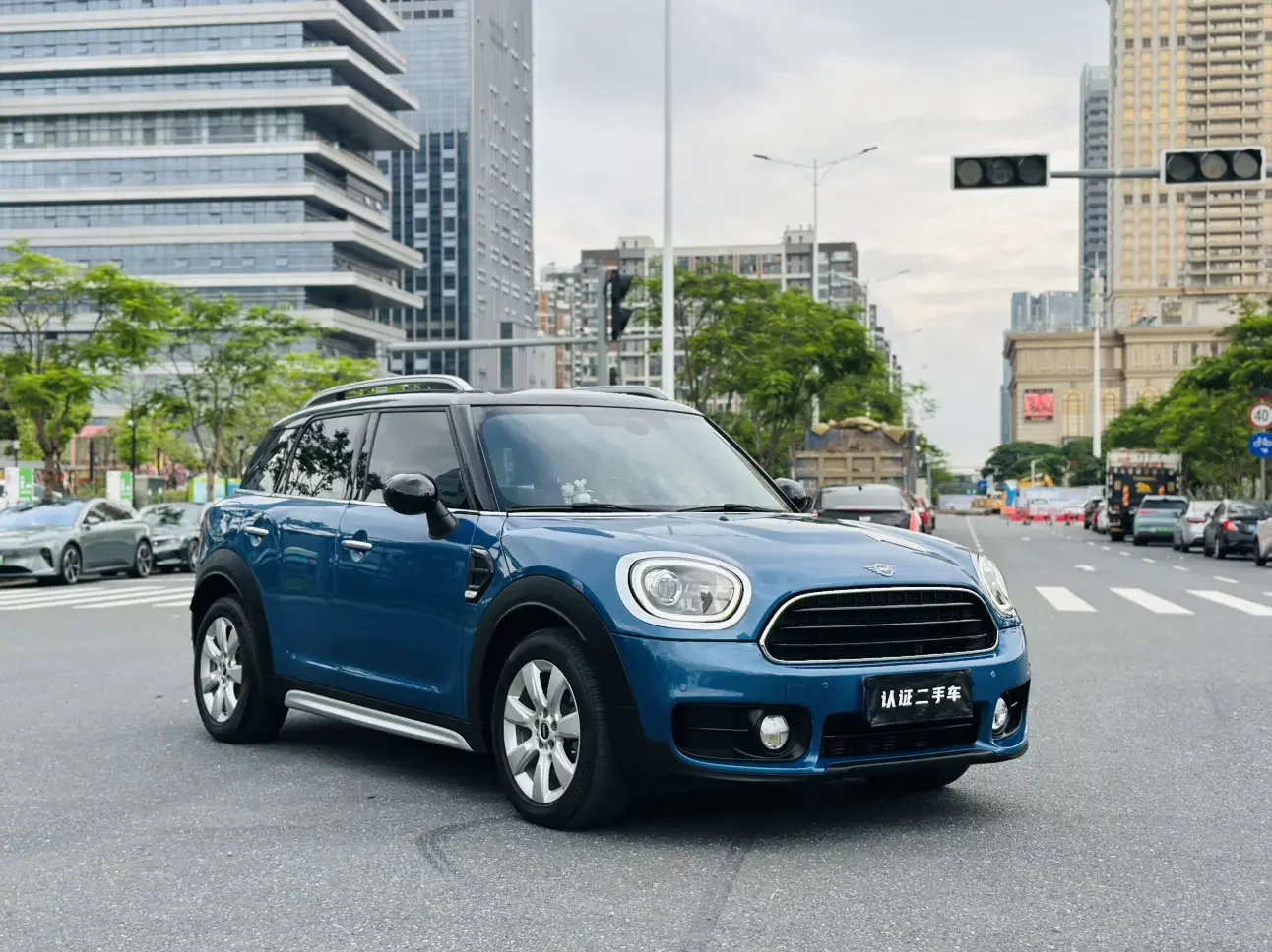 MINI COUNTRYMAN