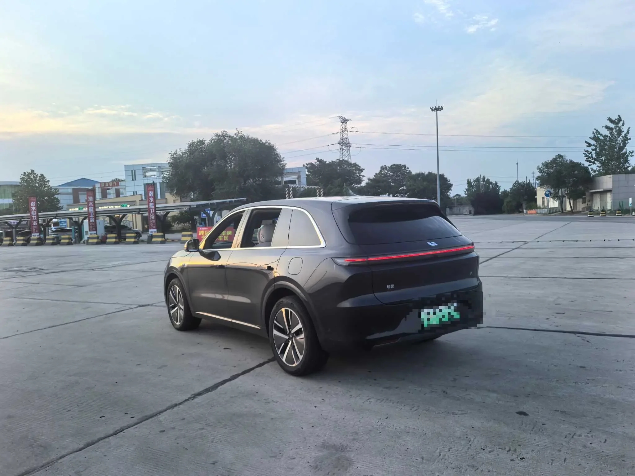 Lixiang L6