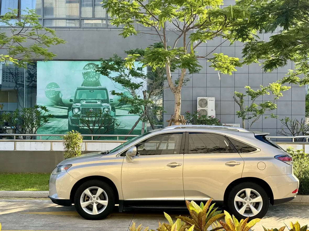 Lexus RX Classic