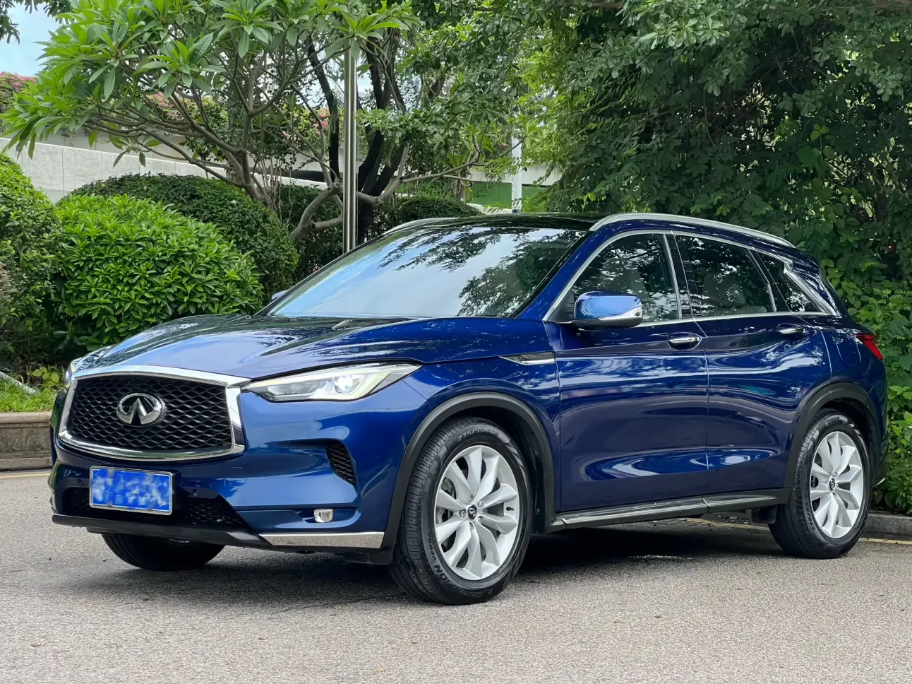 Infiniti QX50  из Китая