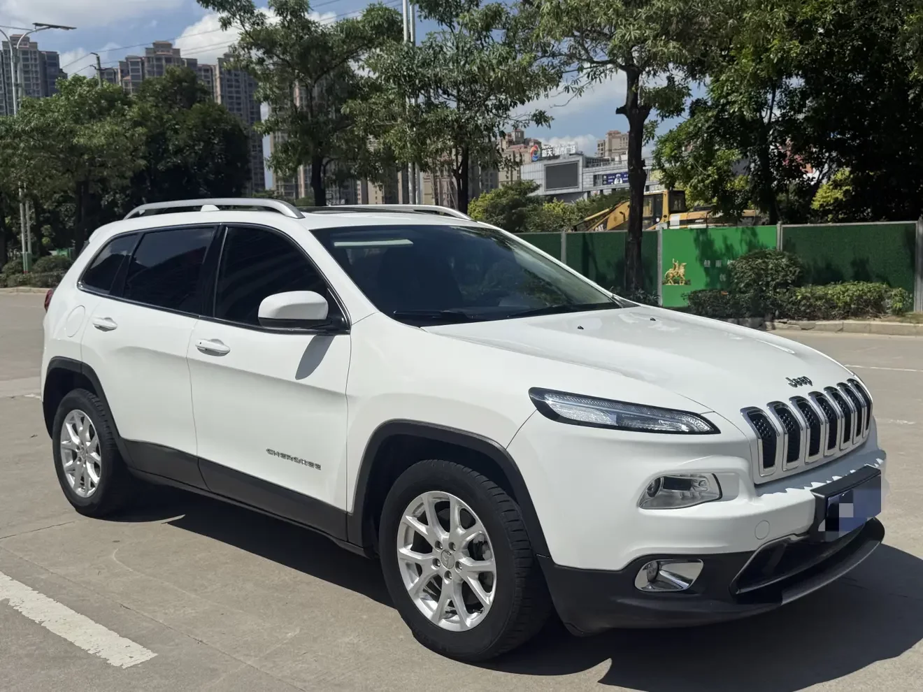 Jeep Cherokee