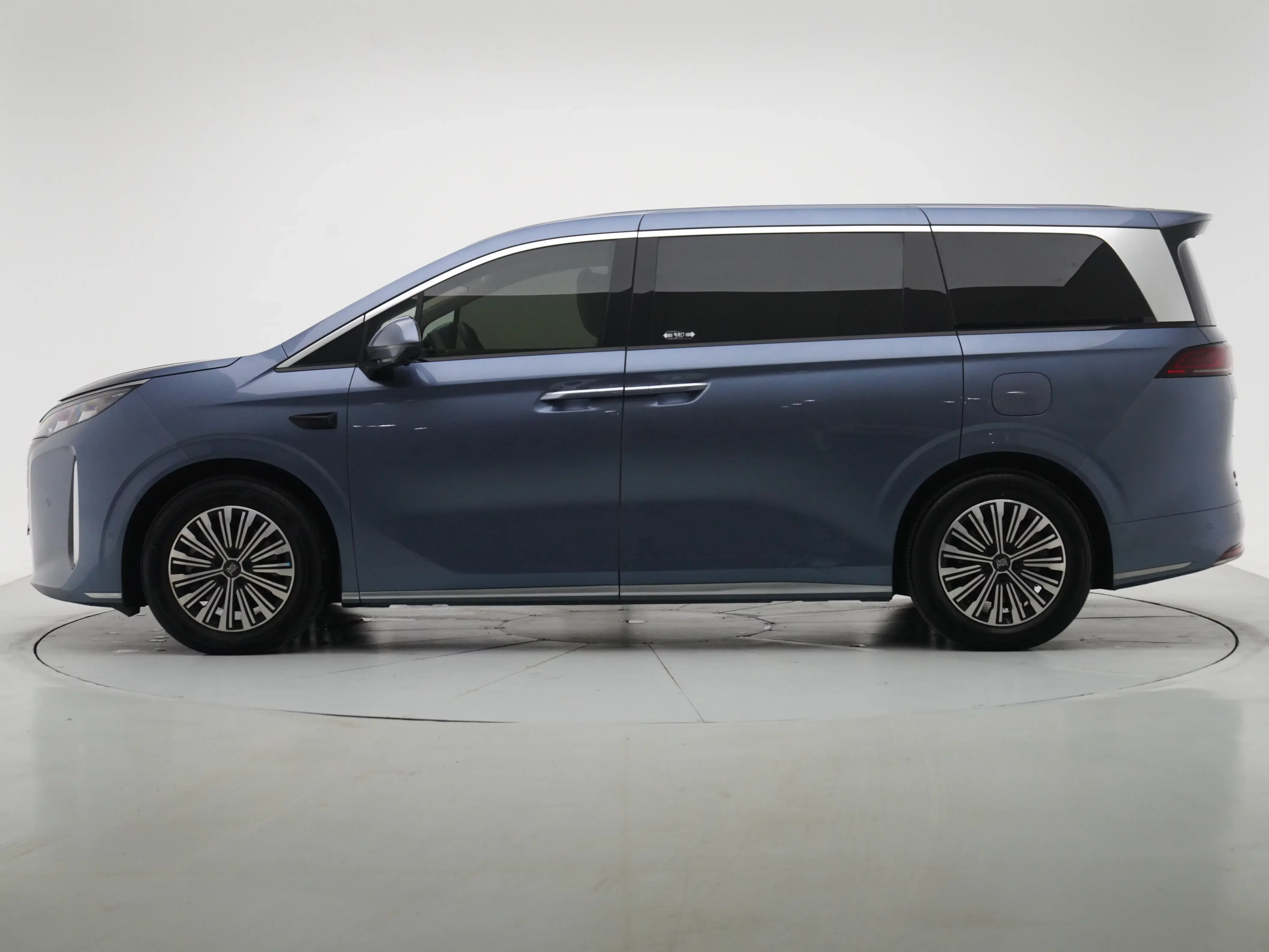 BYD summer