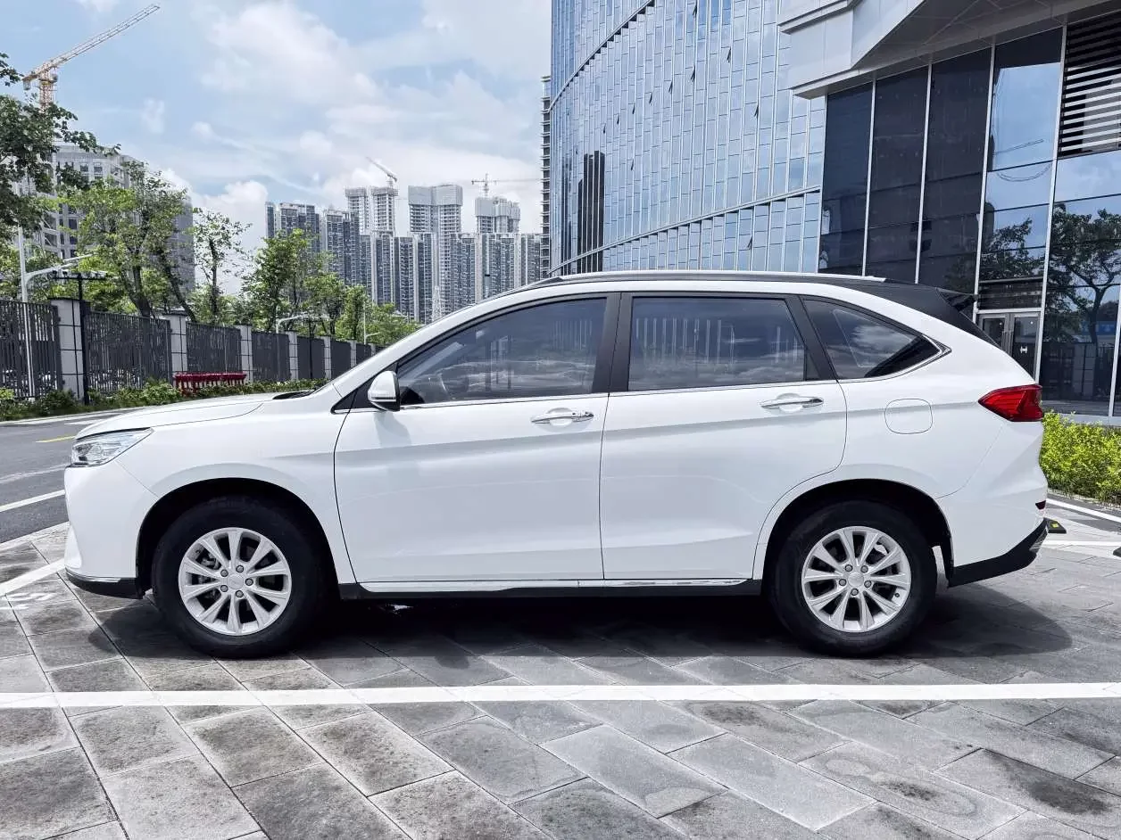 Haval M6