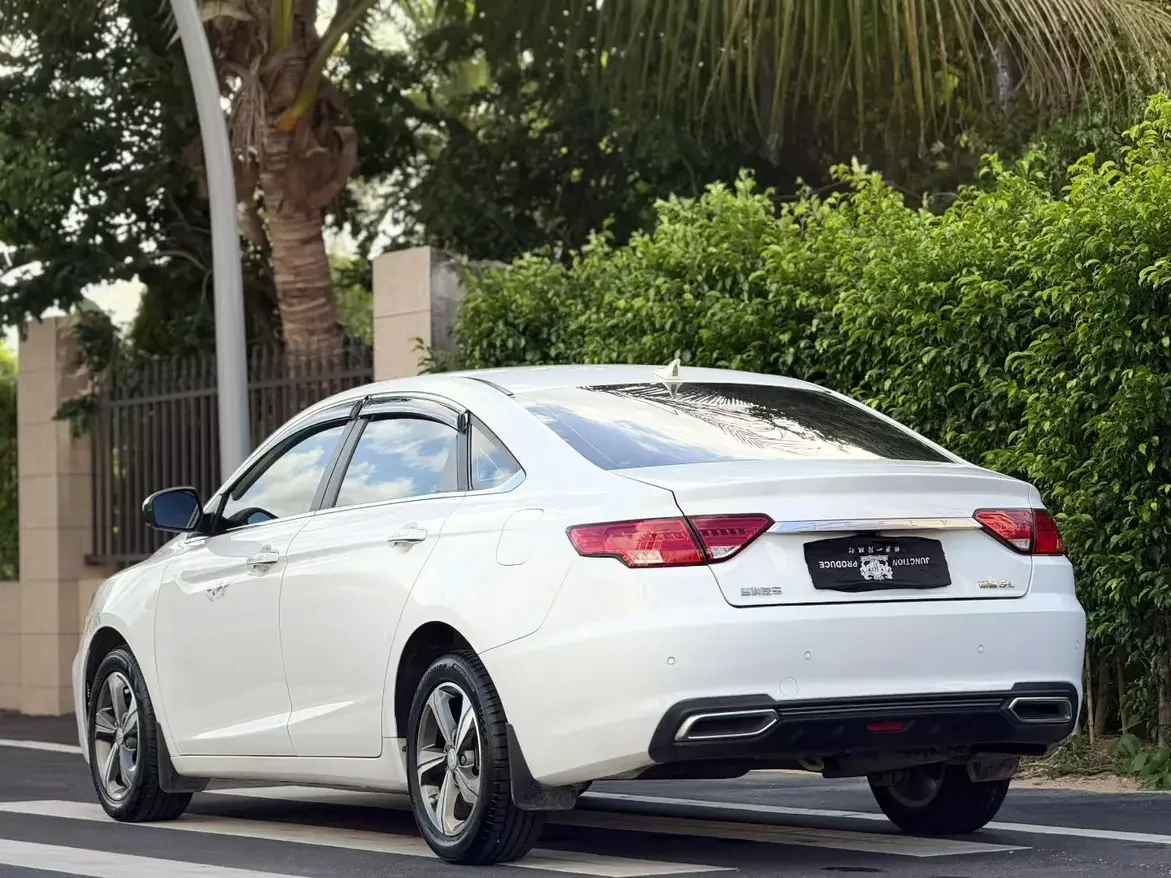 Geely Emgrand GL