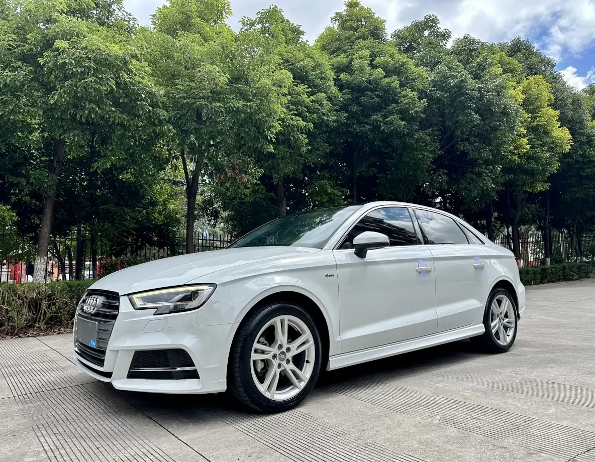 Audi A3  из Китая