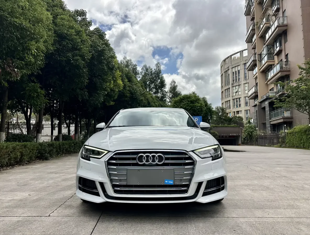 Audi A3  из Китая