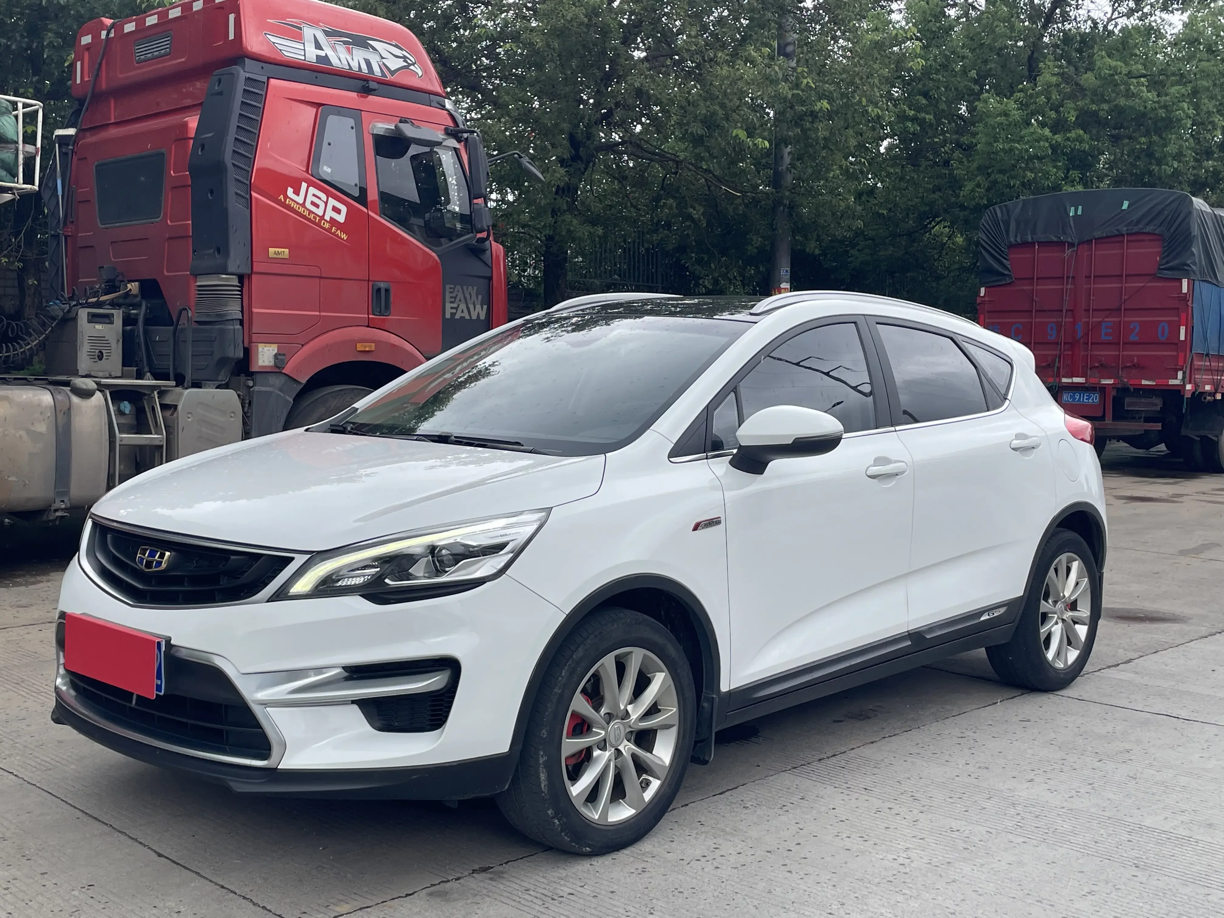 Geely Emgrand GS