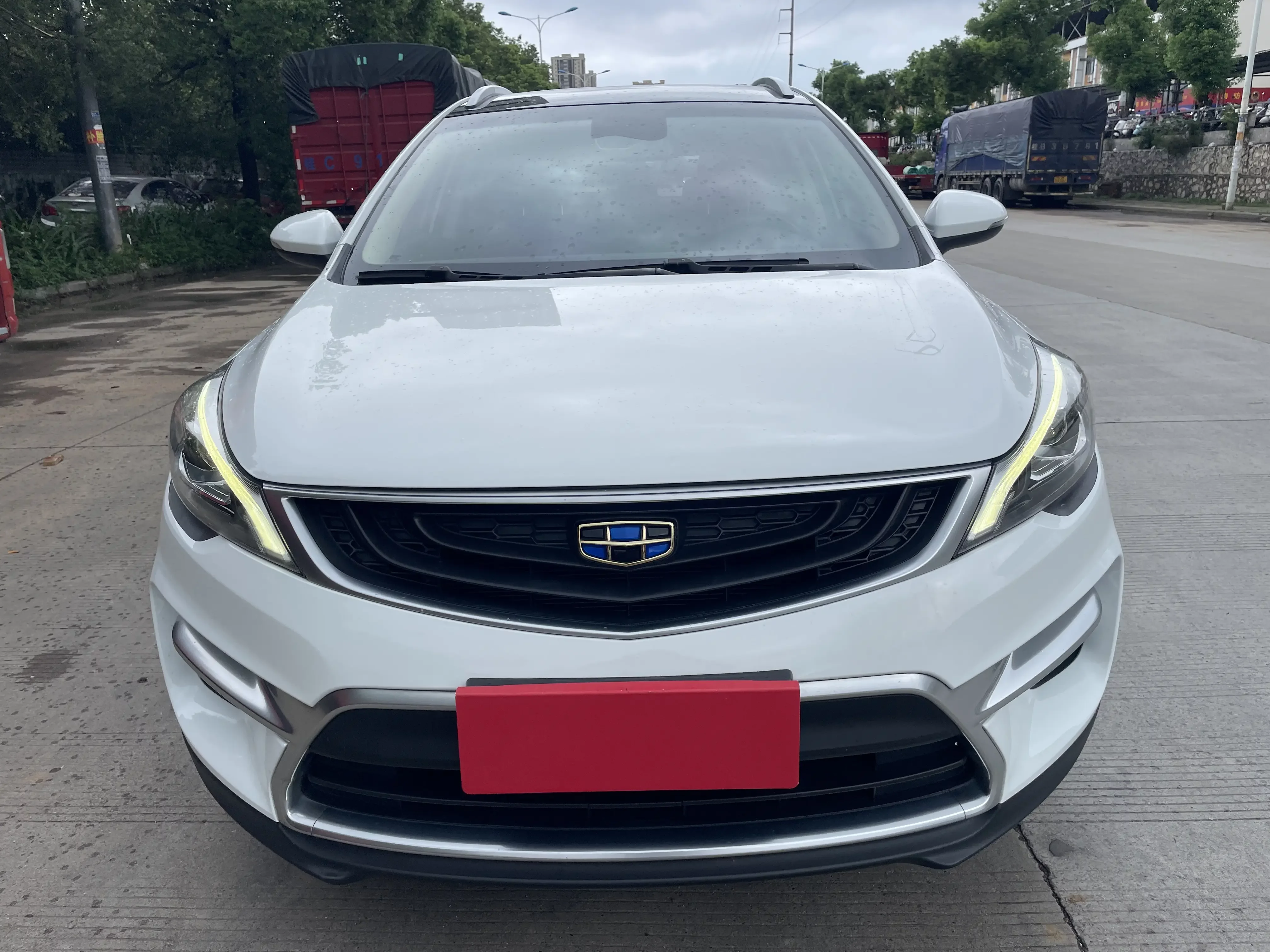 Geely Emgrand GS