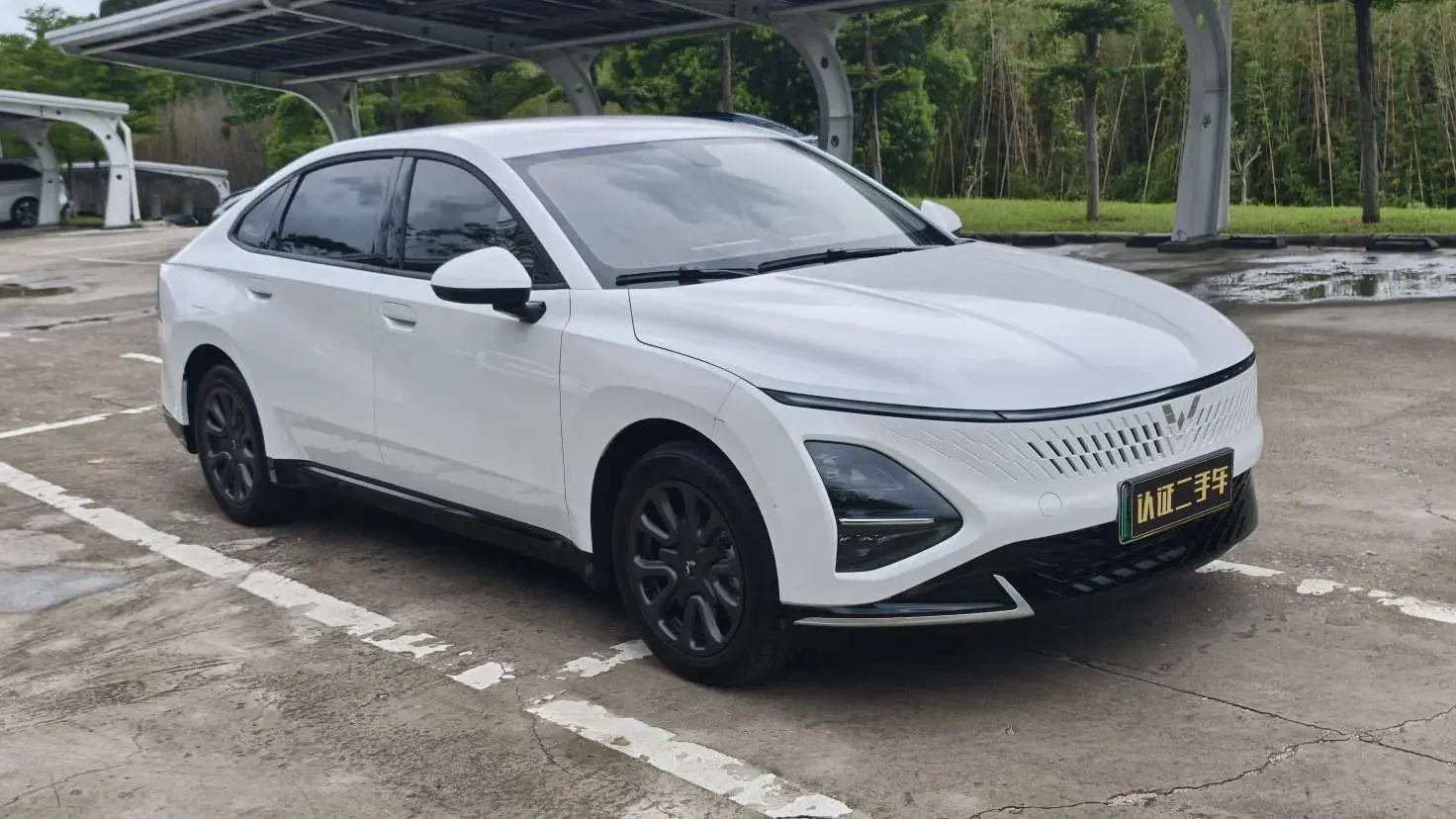 Wuling Starlight PHEV