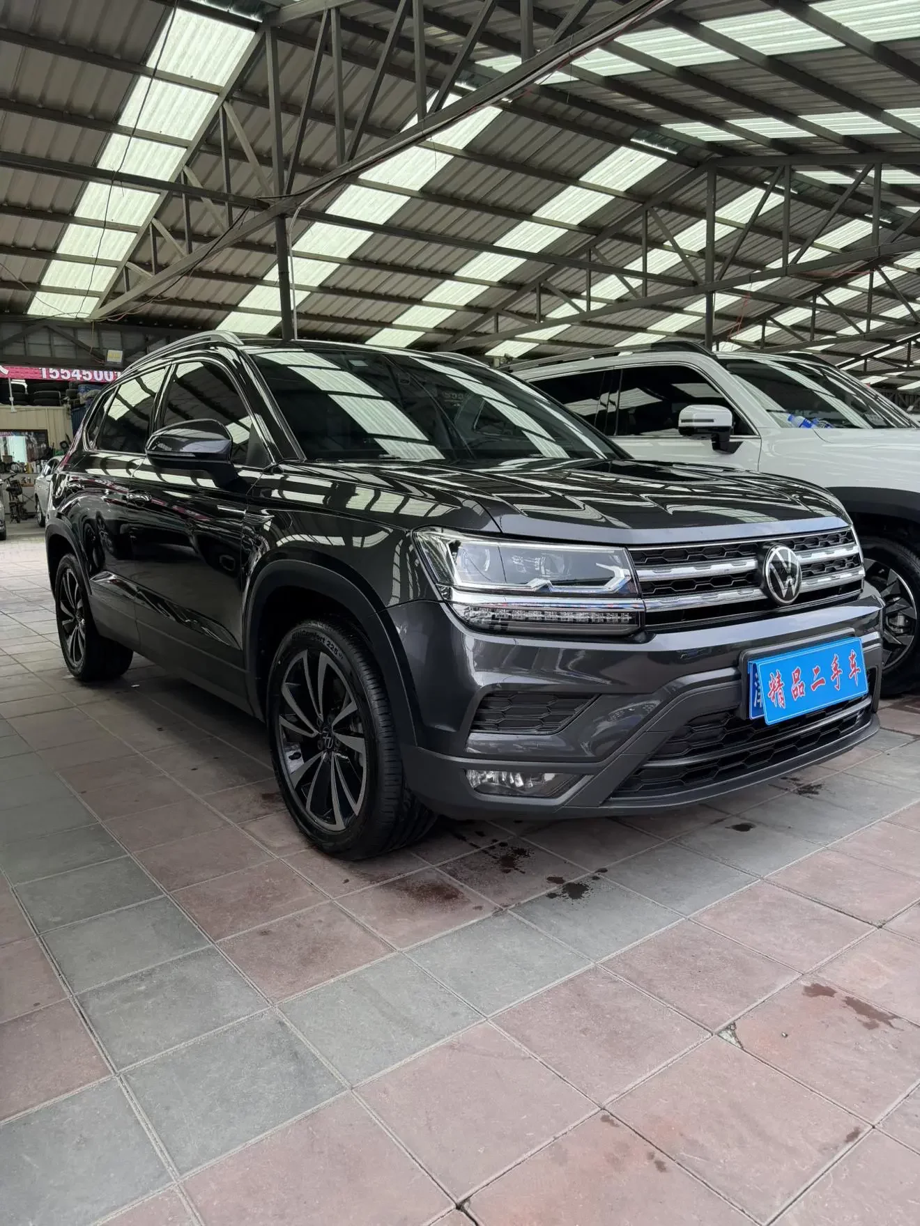Volkswagen Tharu