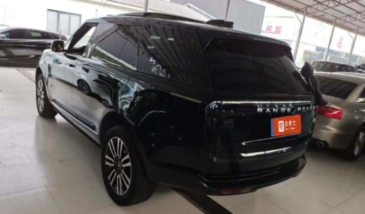 Land Rover range rover