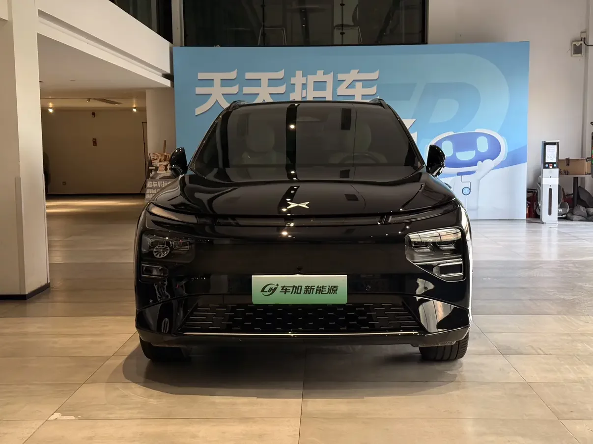 Xpeng G9