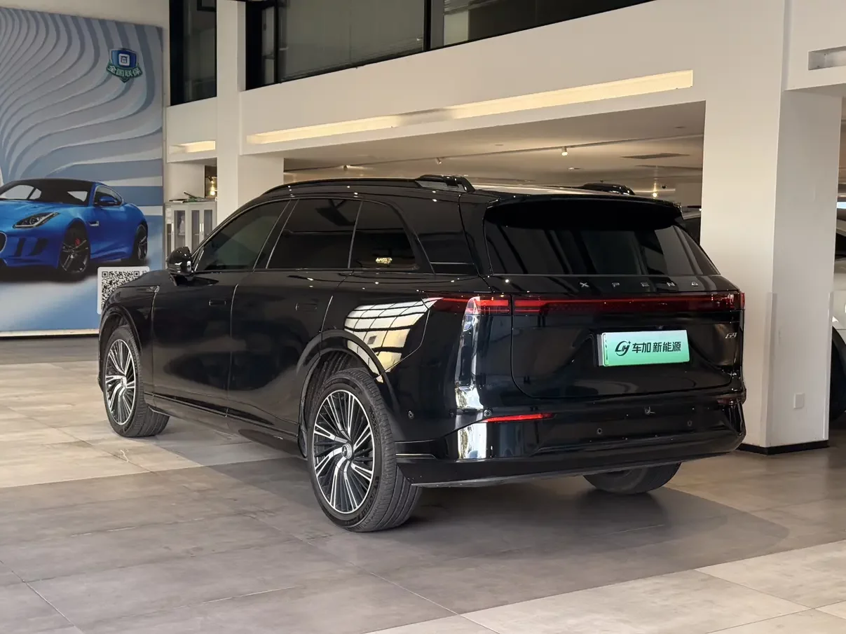 Xpeng G9