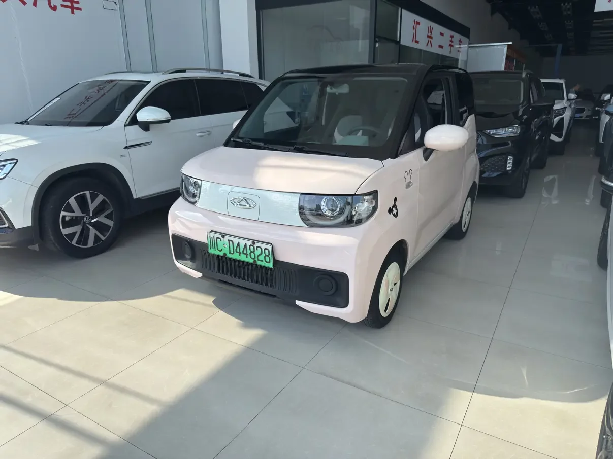 Chery QQ ice cream