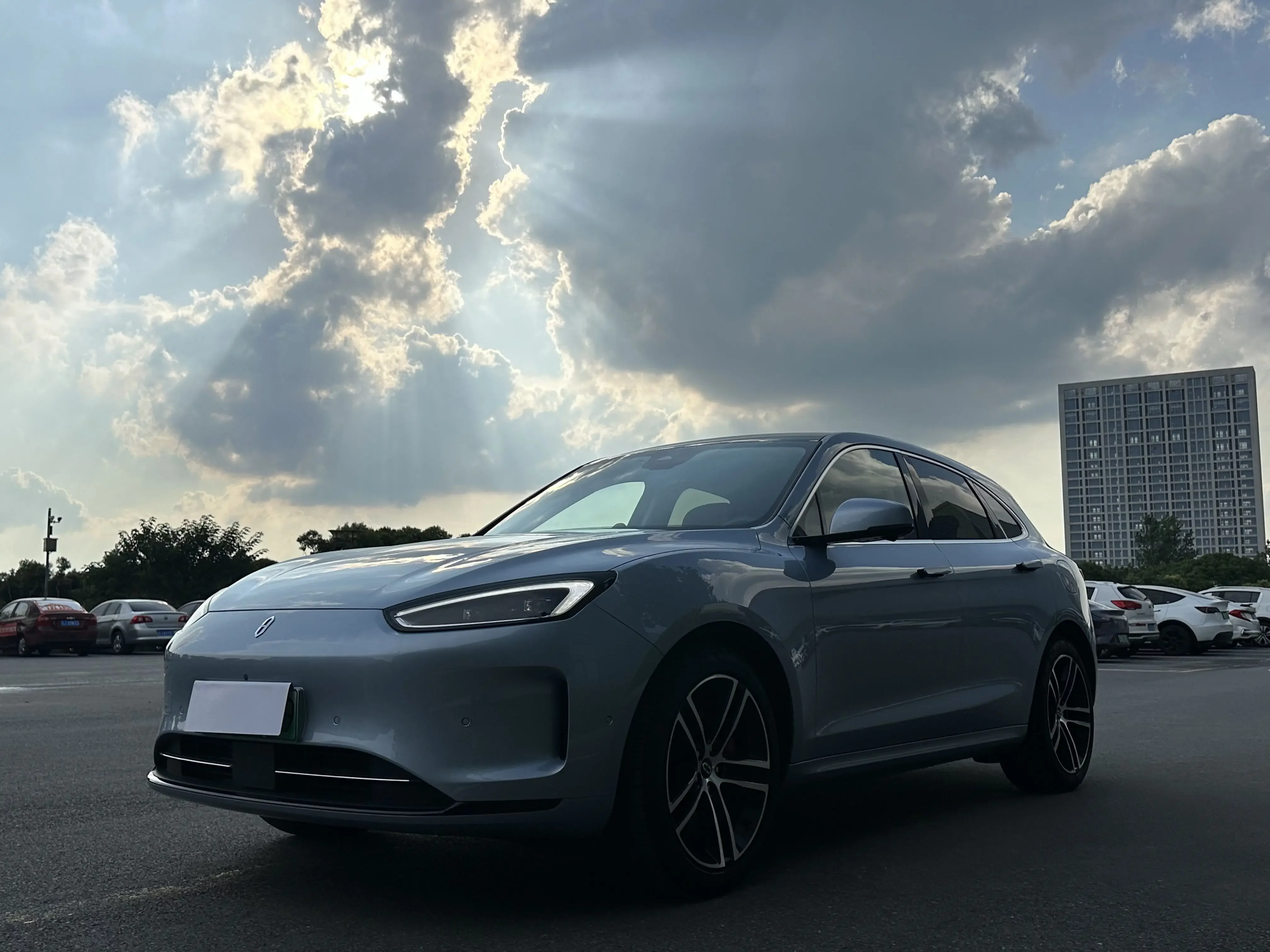 AITO M5