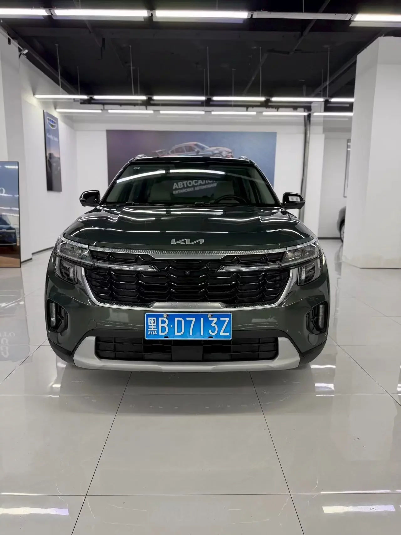 Kia Seltos  из Китая