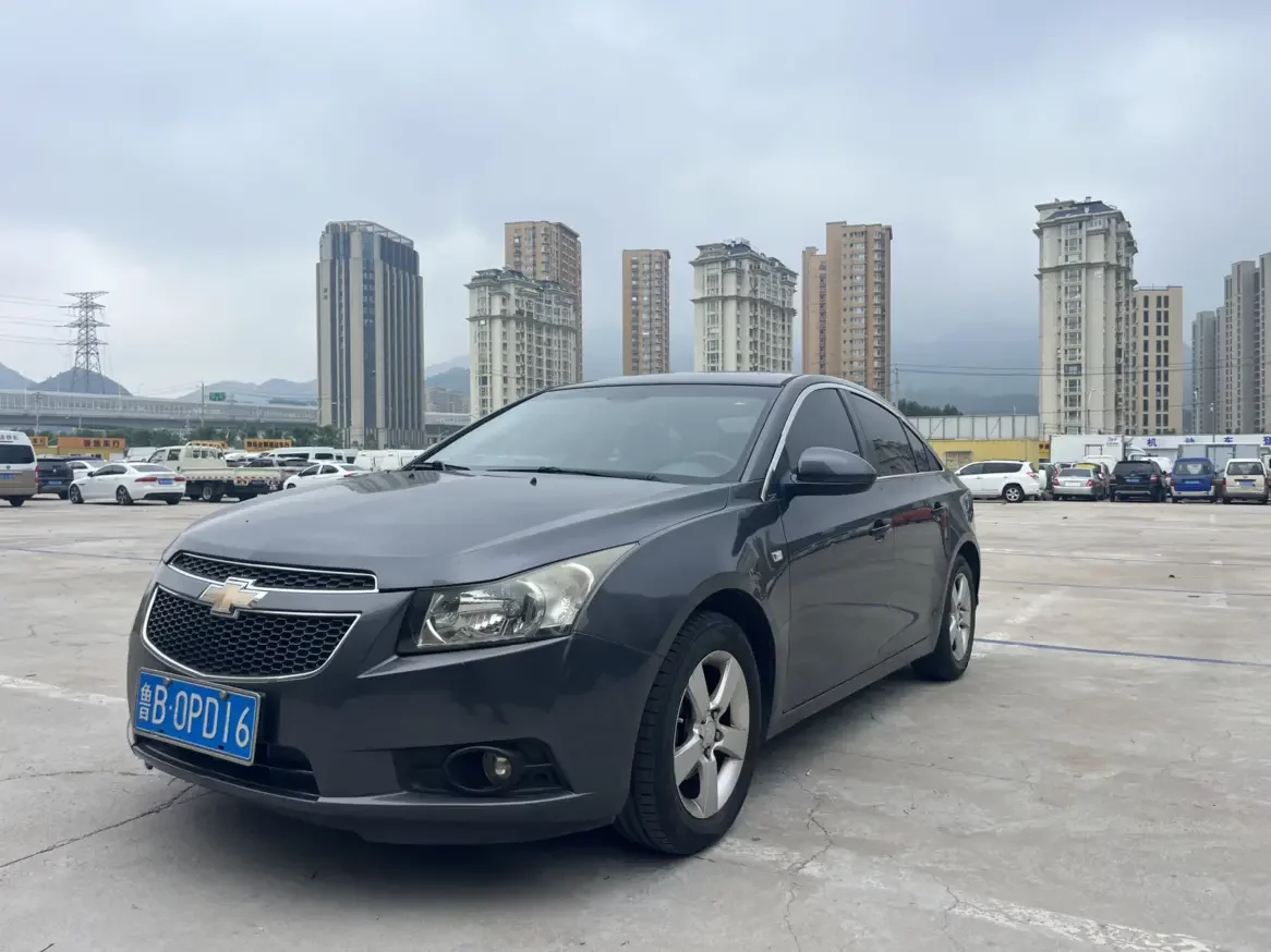 Chevrolet Monza (Cruze)  из Китая