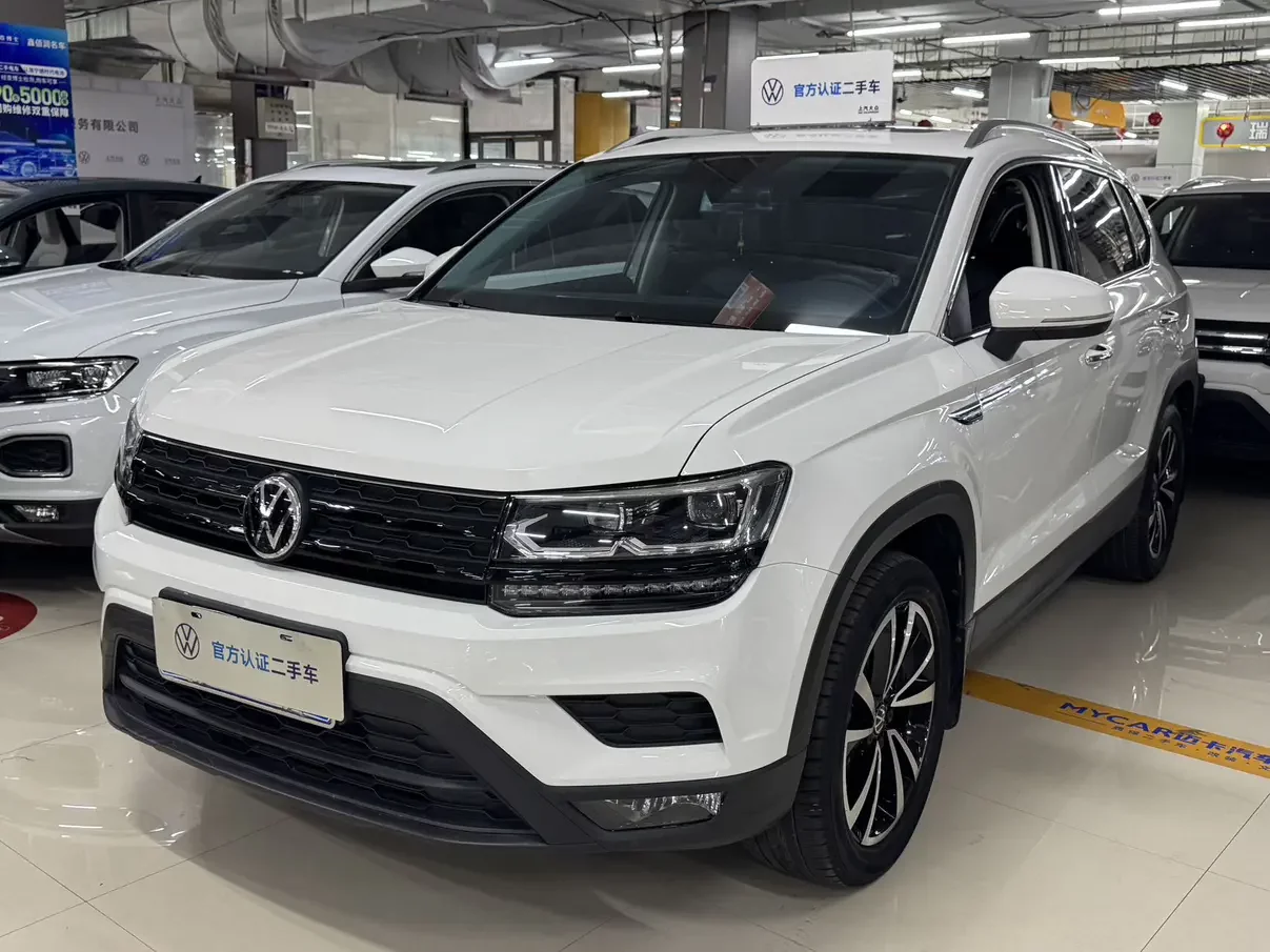 Volkswagen Tharu