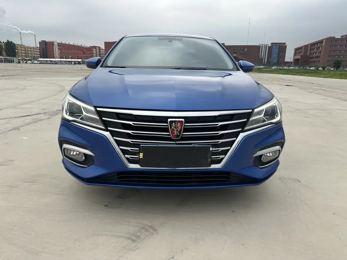 Roewe i5