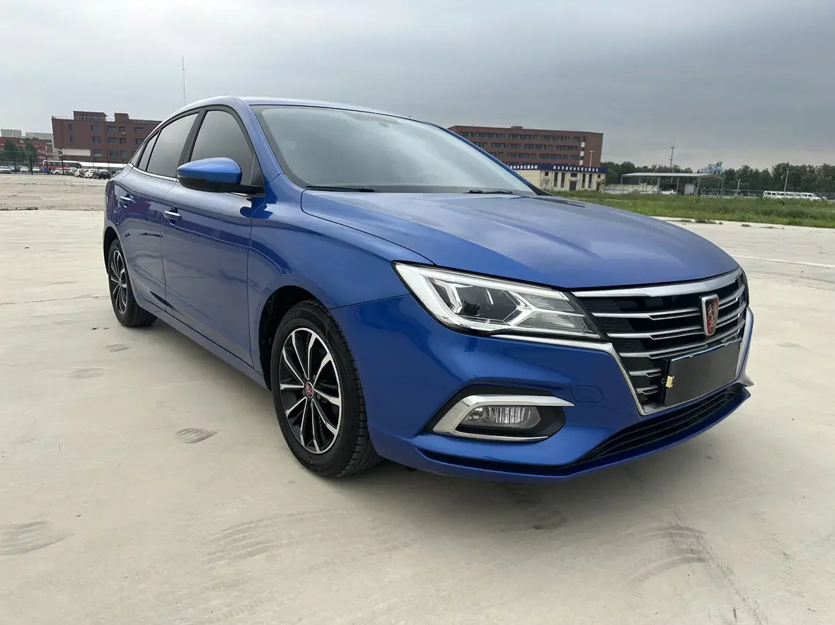 Roewe i5