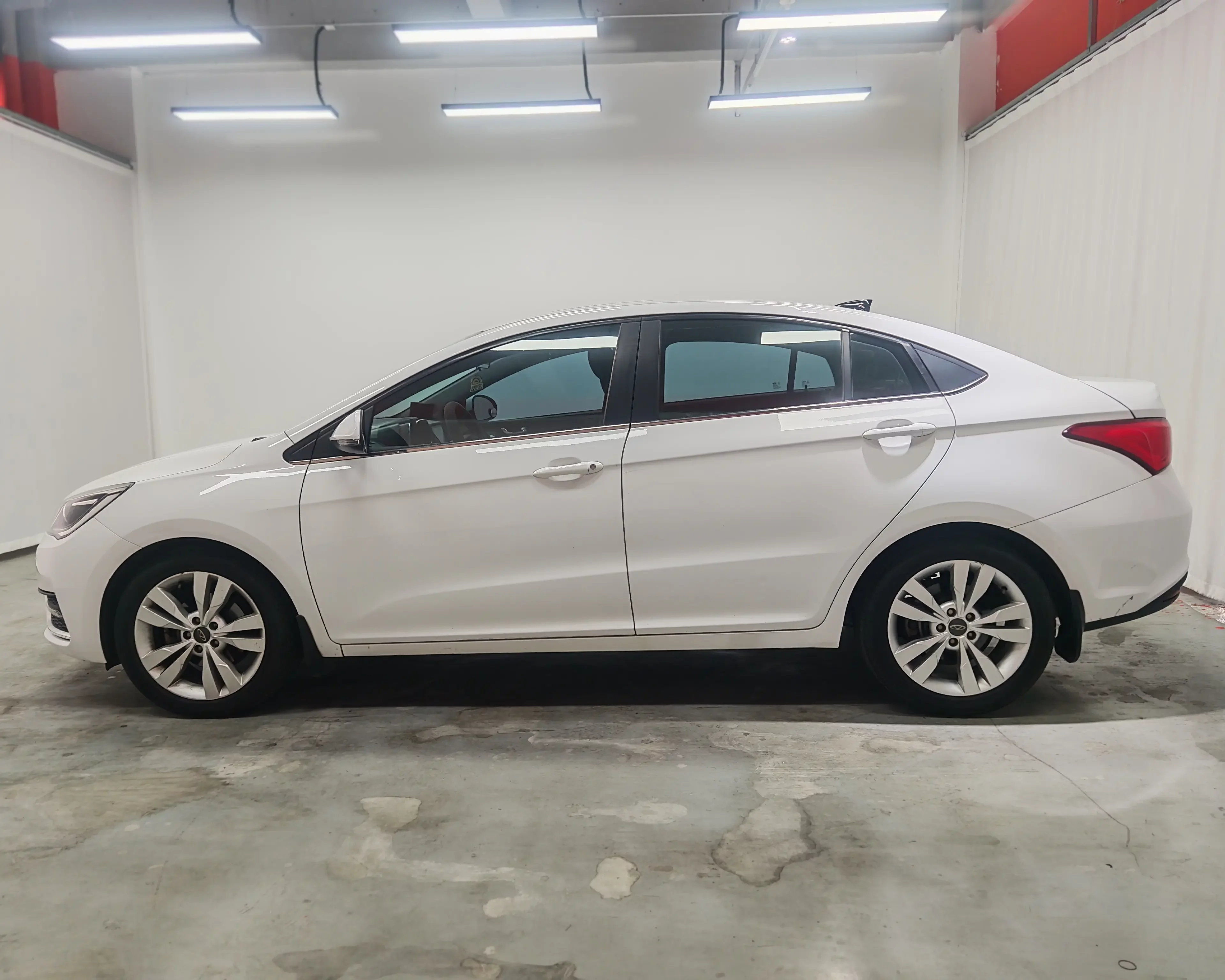 Chery Arrizo 5