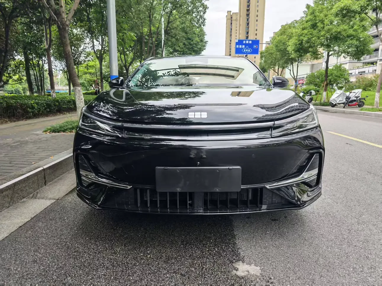 Geely Galaxy A7 EM