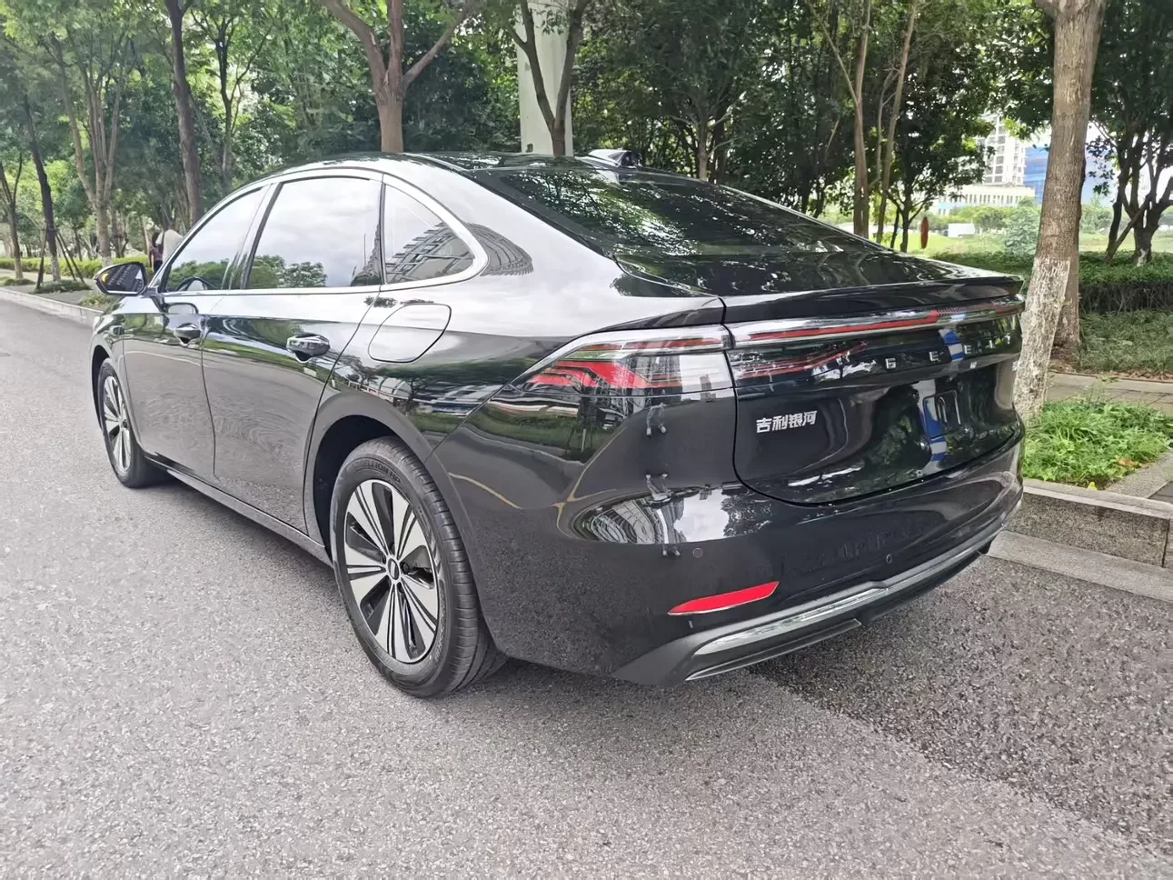 Geely Galaxy A7 EM