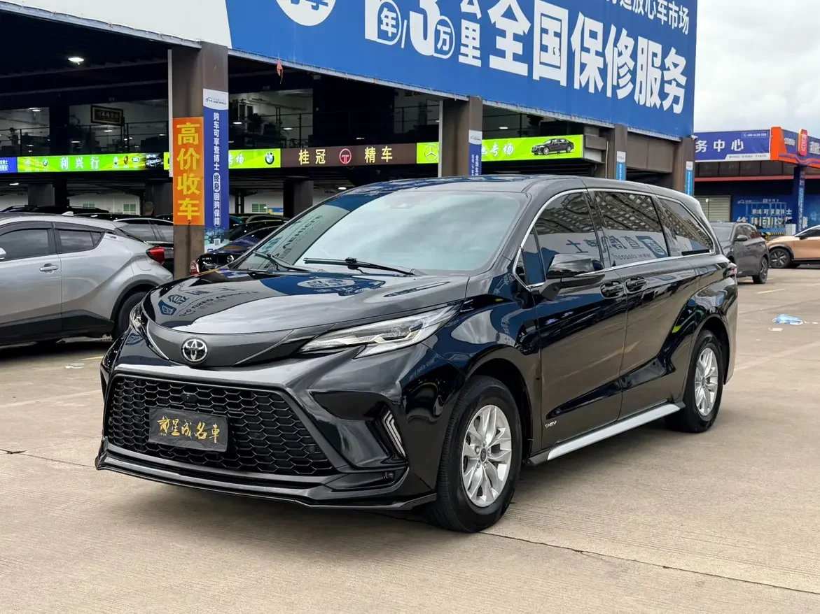 Toyota Granvia  из Китая