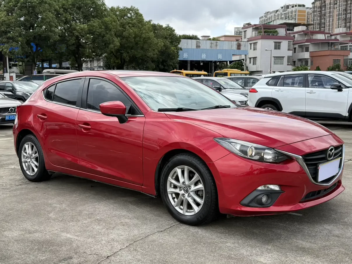 Mazda Axela