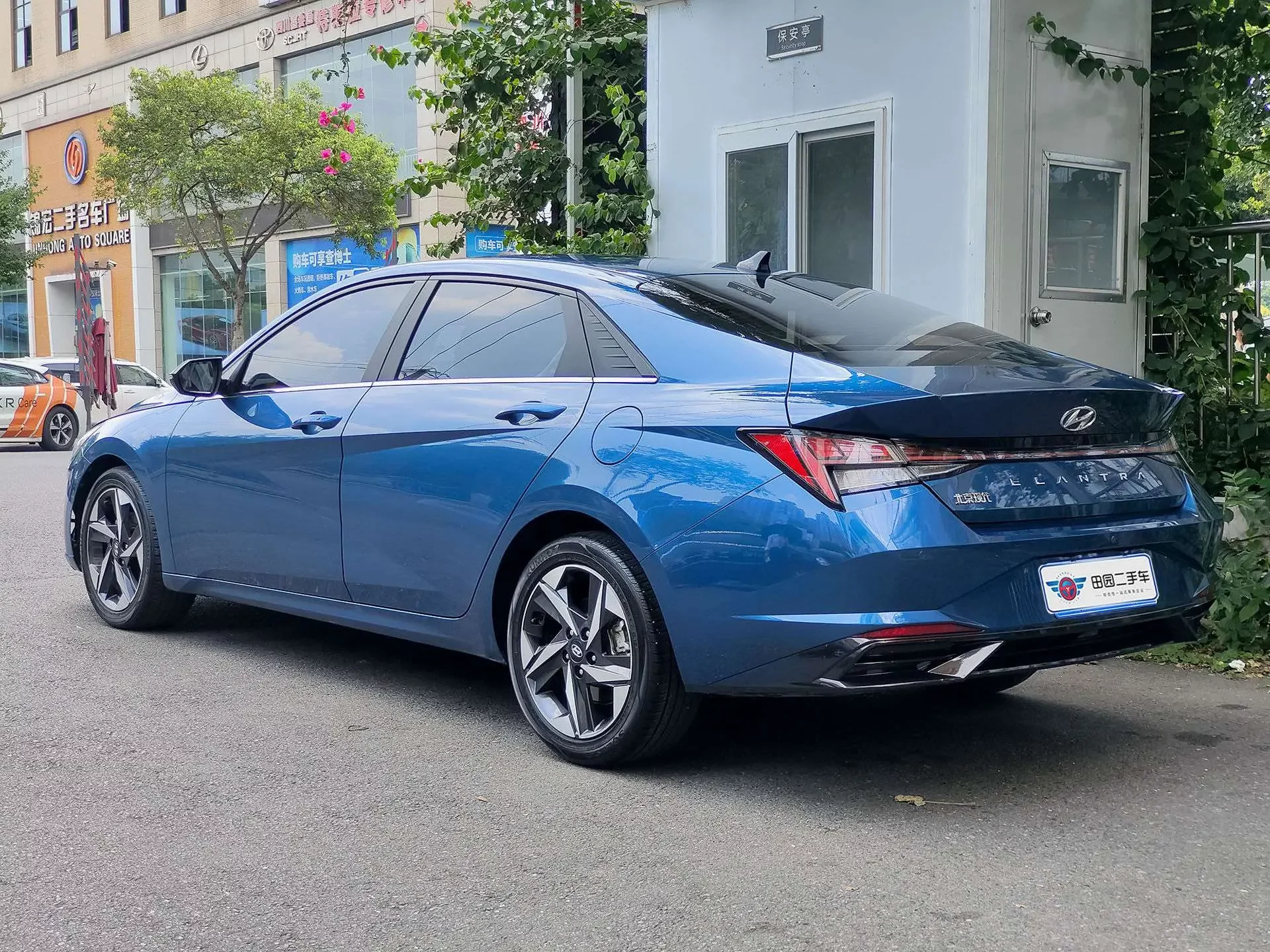 Hyundai Elantra