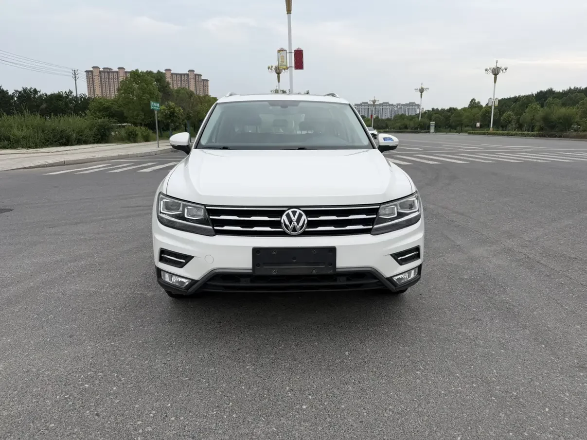 Volkswagen Tiguan L