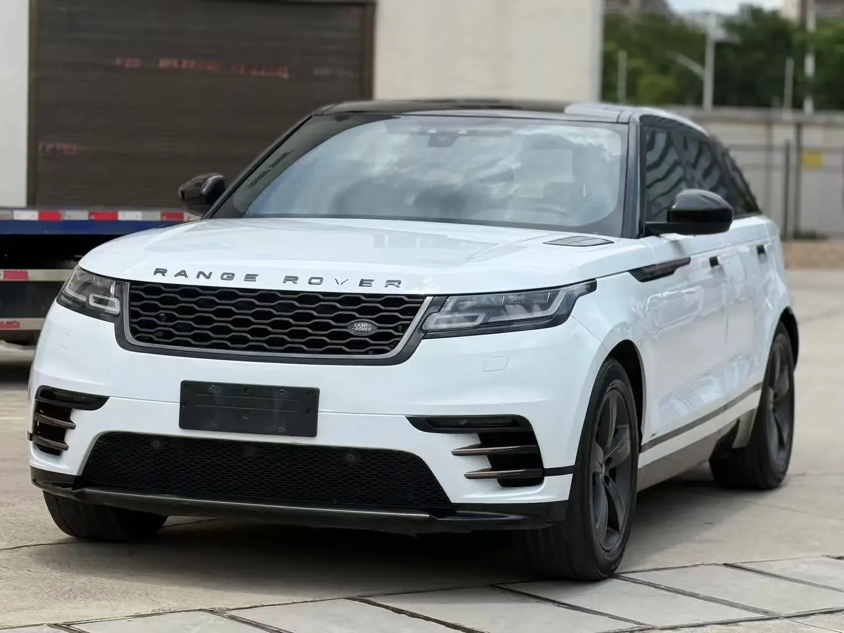 Land Rover Range Rover Velar