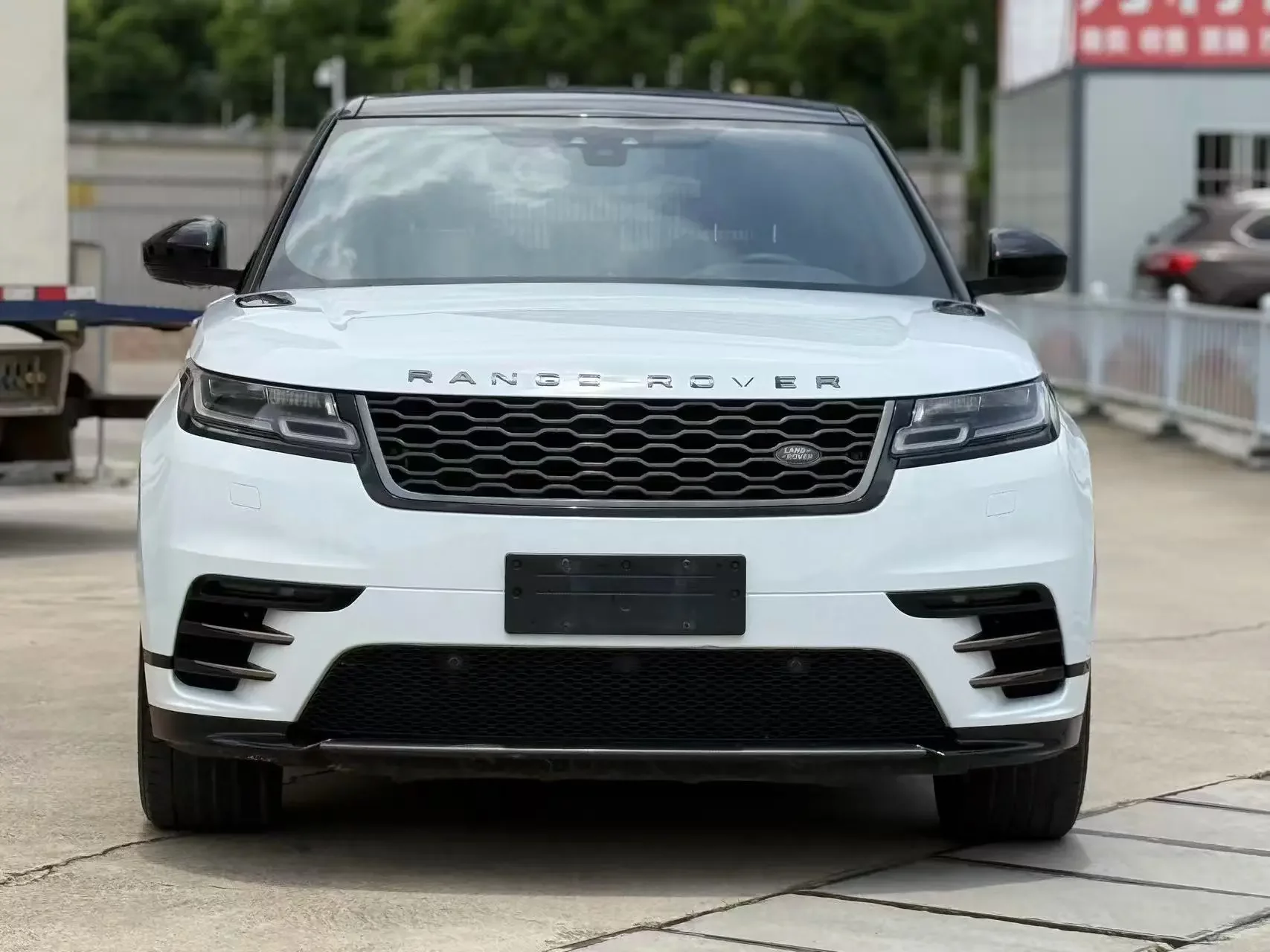 Land Rover Range Rover Velar