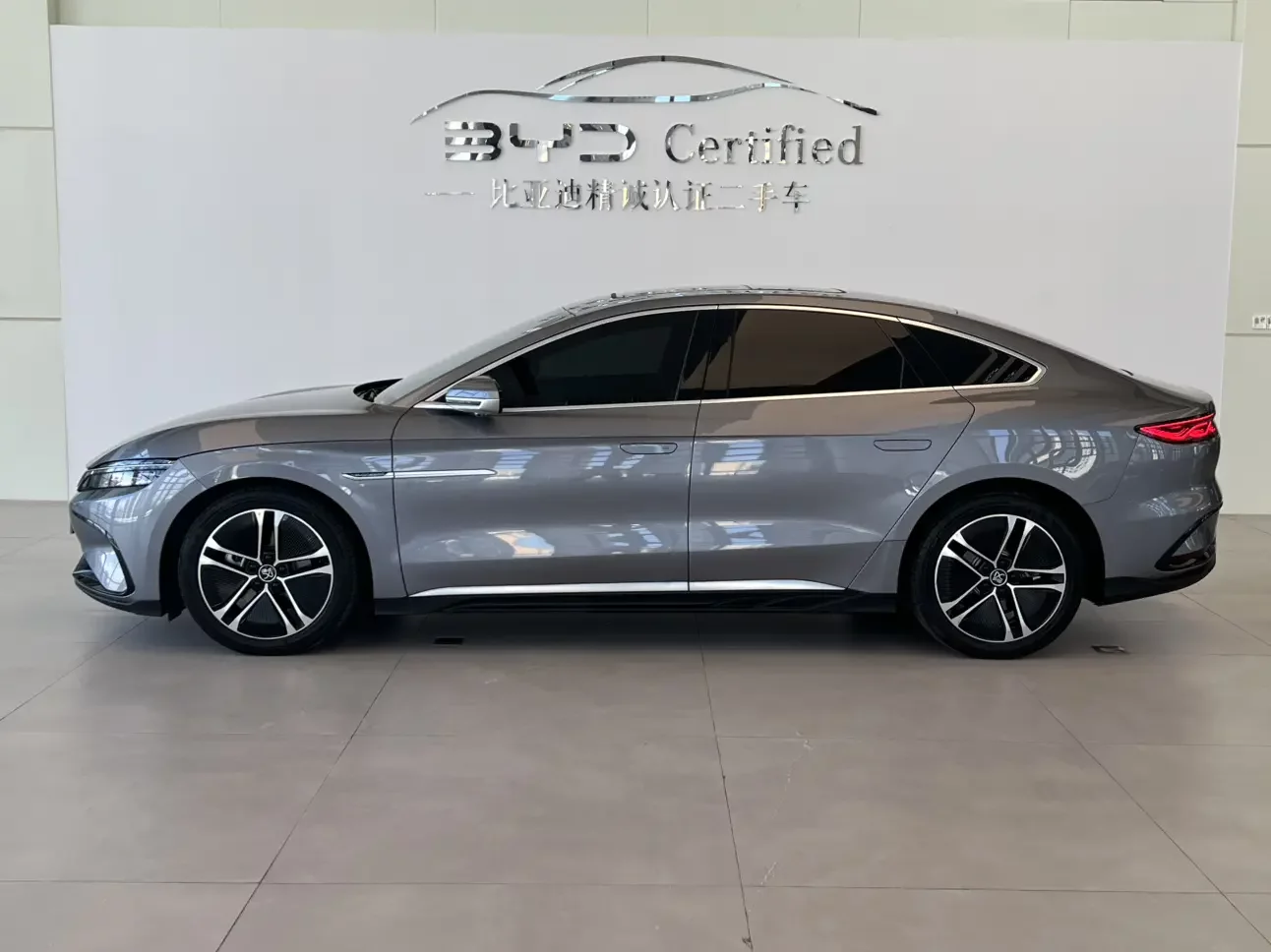 BYD Han EV
