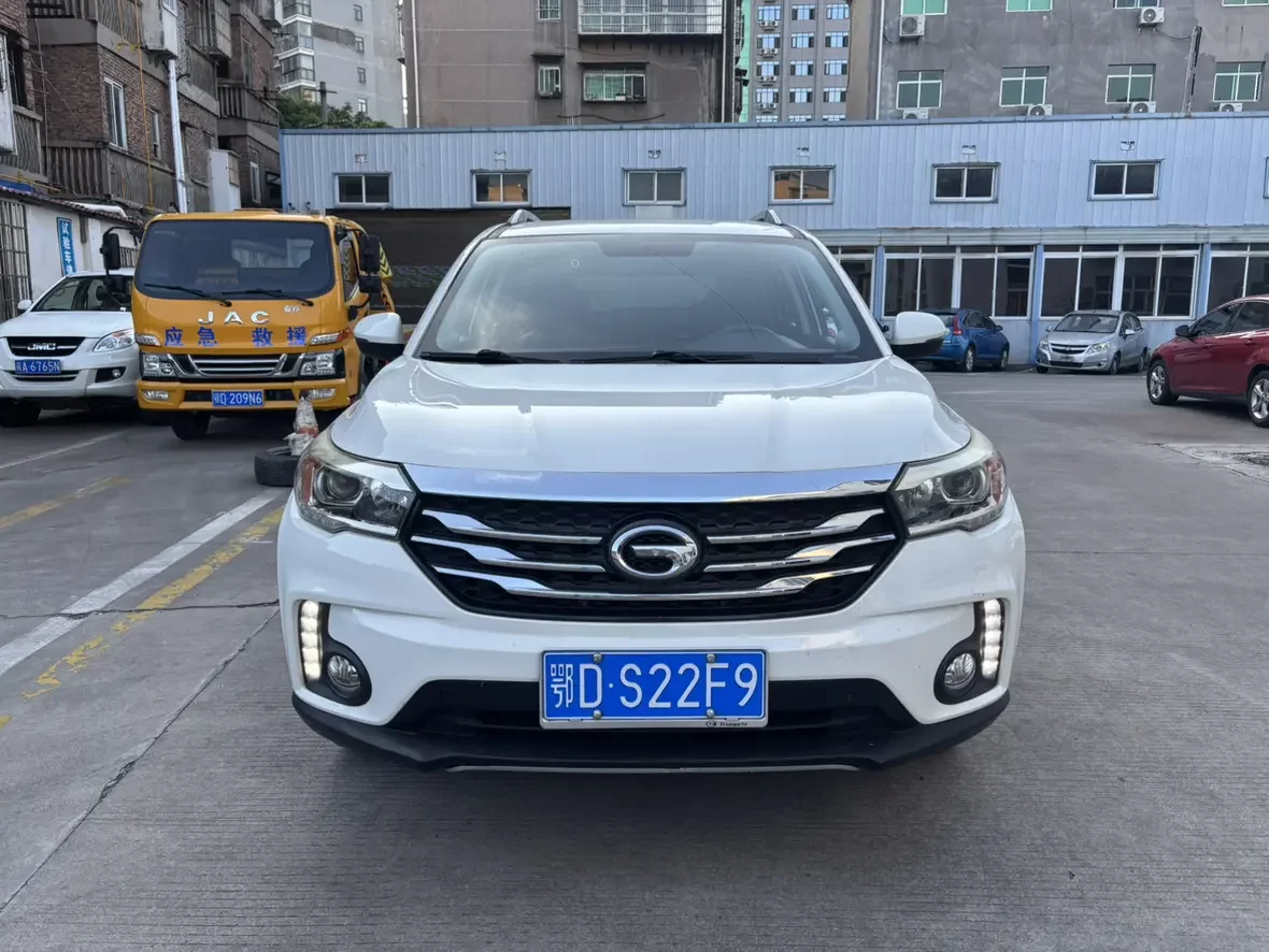 GAC Trumpchi GS4