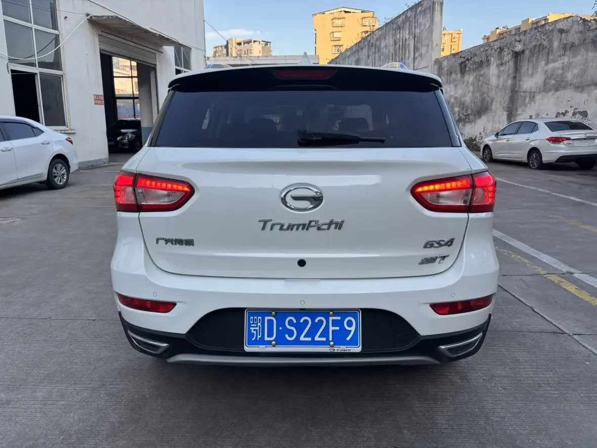 GAC Trumpchi GS4