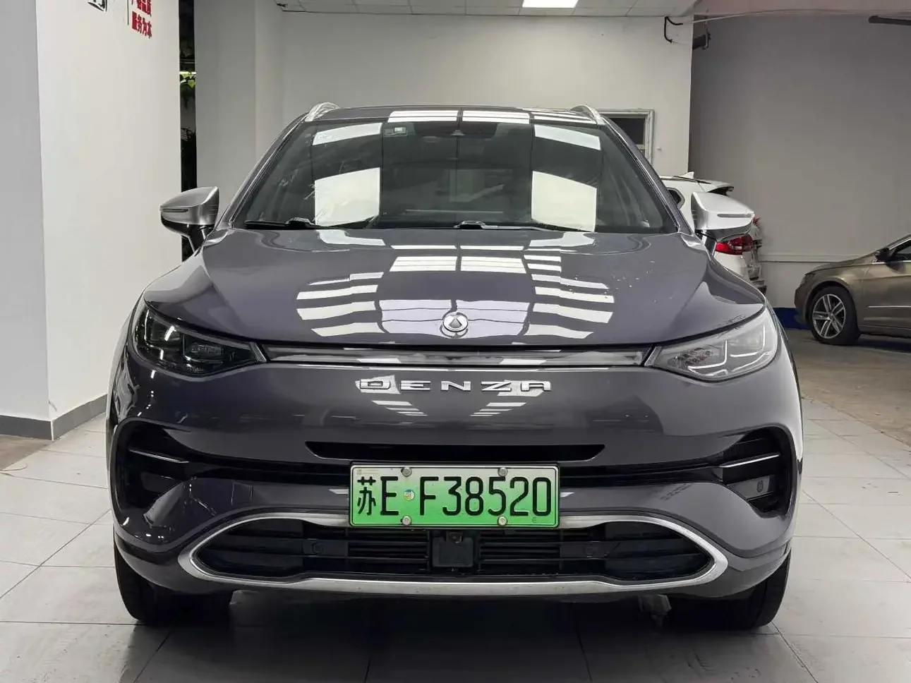 Denza X PHEV